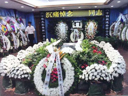 青岛穿寿衣 殡葬一条龙 殡仪策划